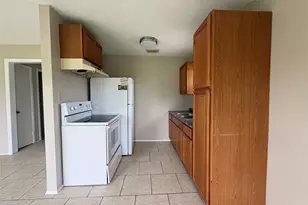 3021 Sycamore Ave, Bay City, TX 77414 - Photo 4