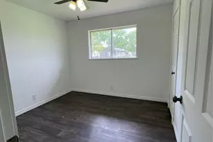 6 N Avenue C, Freeport, TX 77541 - Photo 10