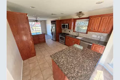 252 Trailride Road, Angleton, TX 77515 - Photo 8