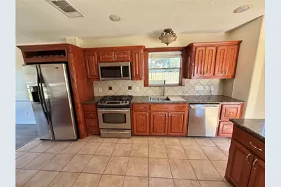 252 Trailride Road, Angleton, TX 77515 - Photo 12