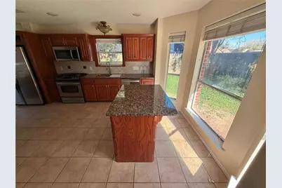 252 Trailride Road, Angleton, TX 77515 - Photo 10