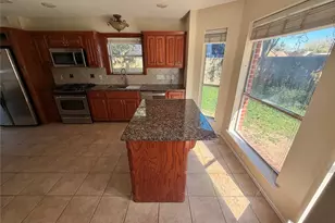 252 Trail Ride Rd, Angleton, TX 77515 - Photo 10