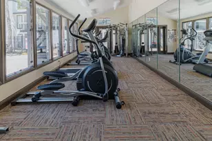 200 Hallow Tree Ln, Houston, TX 77090 - Photo 8