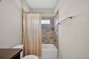 1231 W 24th St, Houston, TX 77008 - Photo 36