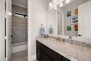 1847 Candlelight Pl Dr, Houston, TX 77018 - Photo 26
