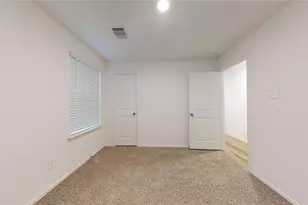 12358 Morning Vis Dr, Houston, TX 77014 - Photo 32