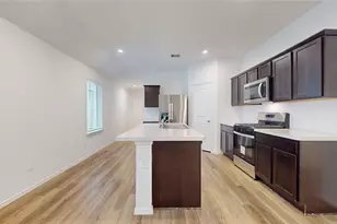 12358 Morning Vis Dr, Houston, TX 77014 - Photo 10