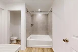 12358 Morning Vis Dr, Houston, TX 77014 - Photo 18