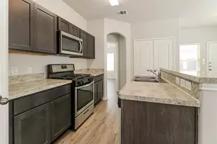 2812 Briggs Dr, Conroe, TX 77301 - Photo 10