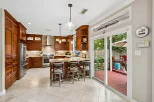 74 S Bethany Bend Cir, The Woodlands, TX 77382 - Photo 18