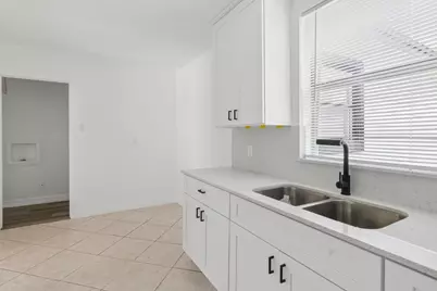 1408 Scarborough Lane, Pasadena, TX 77502 - Photo 10
