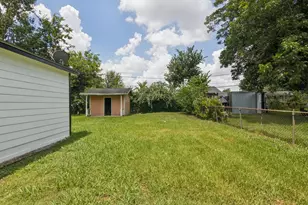1408 Scarborough Ln, Pasadena, TX 77502 - Photo 20
