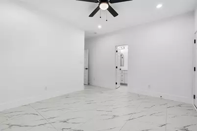 9110 Everglade #B, Houston, TX 77078 - Photo 16