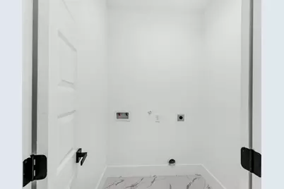 9110 Everglade #B, Houston, TX 77078 - Photo 10