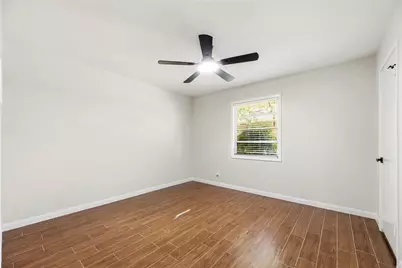 6110 Shadow Crest Street, Houston, TX 77074 - Photo 18