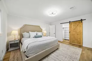 10042 Valley Forge Dr, Houston, TX 77042 - Photo 20