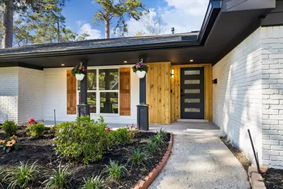 10042 Valley Forge Drive, Houston, TX 77042 - Photo 4
