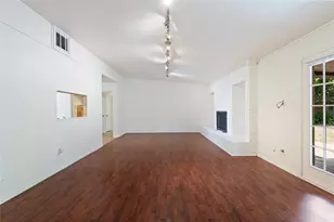 10714 Hillcroft Ave, Houston, TX 77096 - Photo 12
