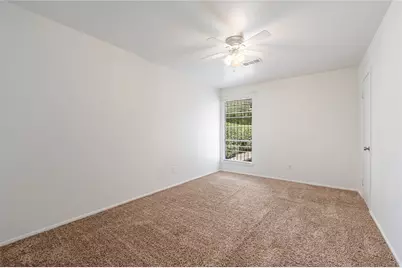 10714 Hillcroft Avenue, Houston, TX 77096 - Photo 18