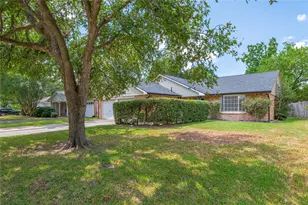 10714 Hillcroft Ave, Houston, TX 77096 - Photo 1