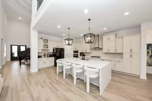 29021 Red Loop Dr, New Caney, TX 77357 - Photo 10