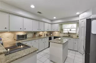 3430 Willow Ridge Dr, Houston, TX 77339 - Photo 10