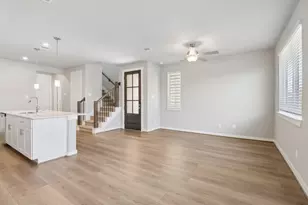 4218 Laurel Oak Cir, Missouri City, TX 77459 - Photo 2