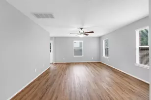 7215 Cool Springs Ct, Magnolia, TX 77354 - Photo 6