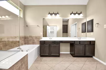 3323 Home Point Drive, Houston, TX 77091 - Photo 20