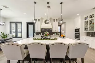 1607 Avenue E, Danbury, TX 77534 - Photo 6