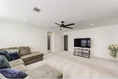 1607 Avenue E, Danbury, TX 77534 - Photo 16