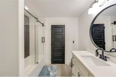 1607 Avenue E, Danbury, TX 77534 - Photo 20