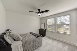 1607 Avenue E, Danbury, TX 77534 - Photo 18