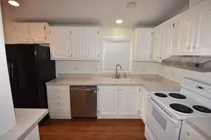 10007 Elderberry Park Ln, Tomball, TX 77375 - Photo 6