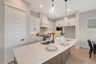 16043 Hayes Pk Dr, Houston, TX 77079 - Photo 22