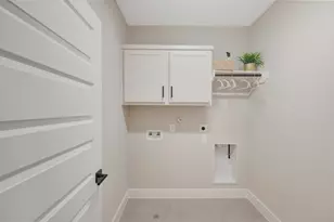 16043 Hayes Pk Dr, Houston, TX 77079 - Photo 34