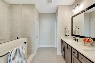 16043 Hayes Pk Dr, Houston, TX 77079 - Photo 26