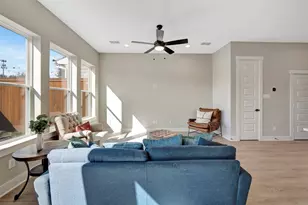 16043 Hayes Pk Dr, Houston, TX 77079 - Photo 20