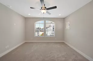 16043 Hayes Pk Dr, Houston, TX 77079 - Photo 38