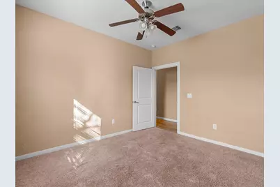 2105 Howell Avenue, La Marque, TX 77568 - Photo 14