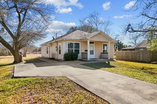 2105 Howell Ave, La Marque, TX 77568 - Photo 2