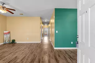 2105 Howell Ave, La Marque, TX 77568 - Photo 4