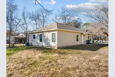 2105 Howell Avenue, La Marque, TX 77568 - Photo 16