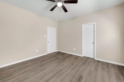 8110 Braniff Street #B, Houston, TX 77061 - Photo 6