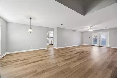 2218 Auburn Drive, Katy, TX 77493 - Photo 4