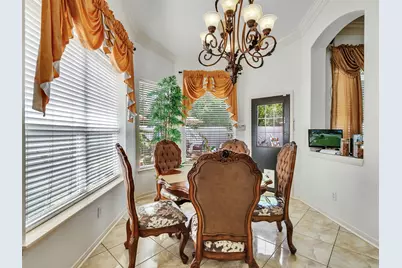 1922 Oakwood Court Drive, Baytown, TX 77521 - Photo 18