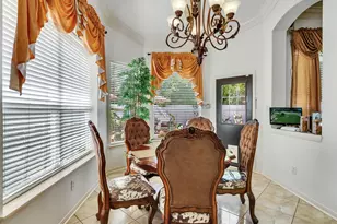 1922 Oakwood Ct Dr, Baytown, TX 77521 - Photo 18