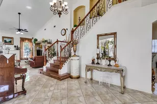 1922 Oakwood Ct Dr, Baytown, TX 77521 - Photo 10