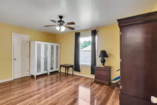 1922 Oakwood Ct Dr, Baytown, TX 77521 - Photo 32