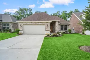 12117 Creekside Villas Ct, Conroe, TX 77304 - Photo 1